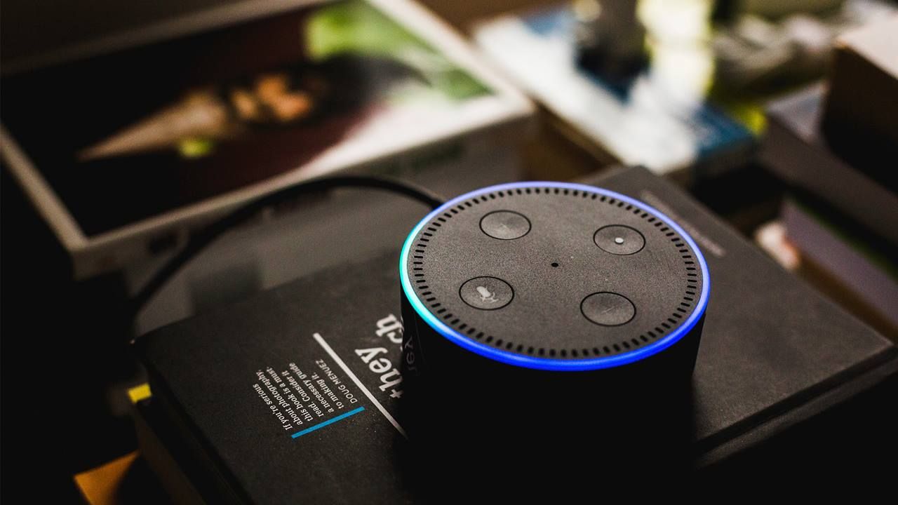 Nahaufnahme von Amazon Alexa